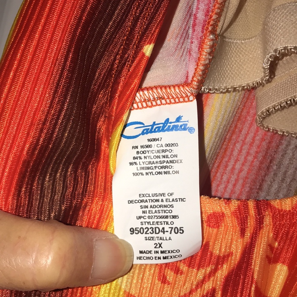 NWOT Women’s 2pc Swimsuit Set - Picture 9 of 9
